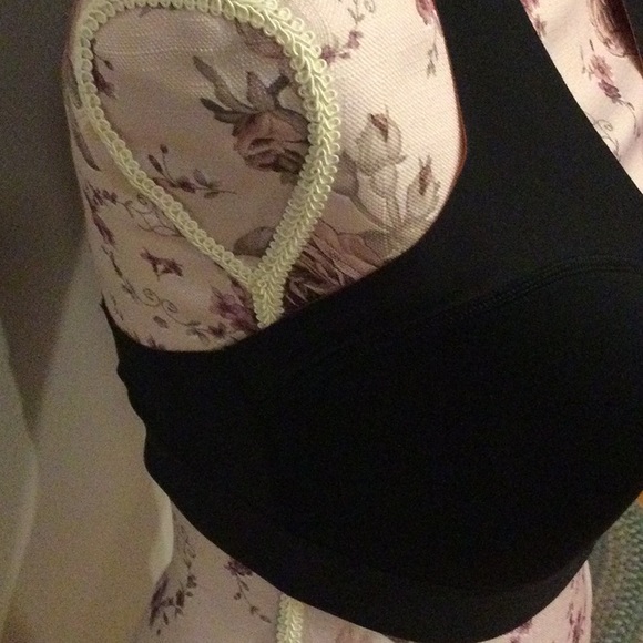 Reebok Black Sports Bra - Picture 7 of 16